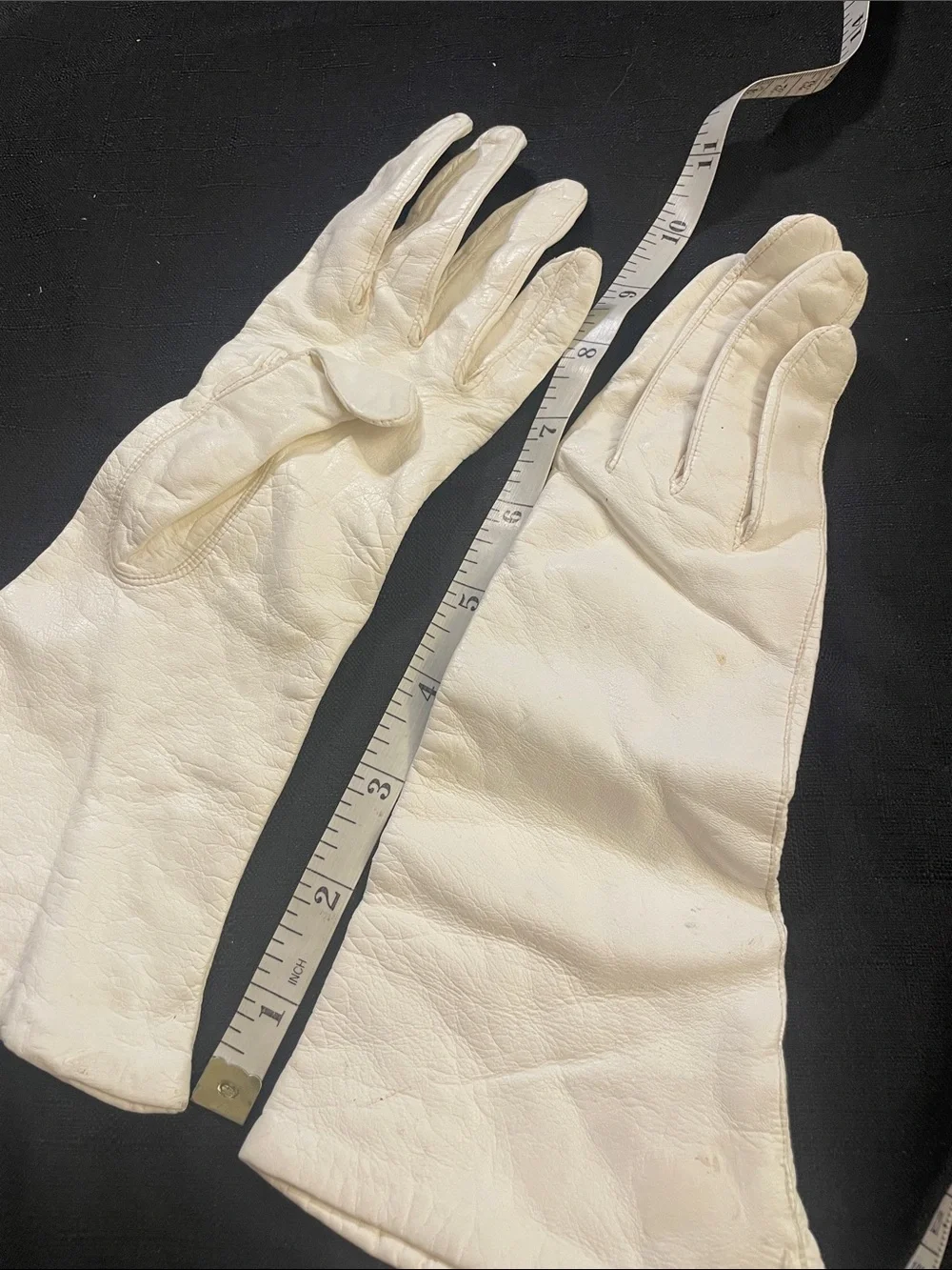 Classic Women's Long Cream Leather Gloves